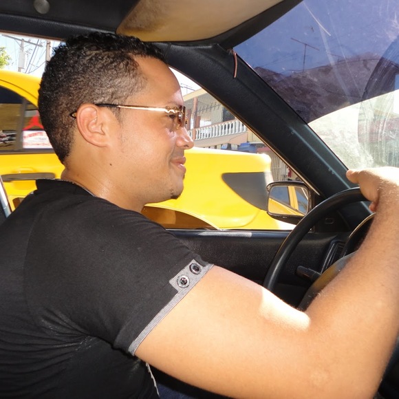 Meet your Posher, Jorge - Picture 1 of 1